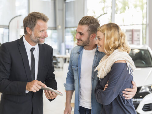 4 factors to note when picking a car dealer